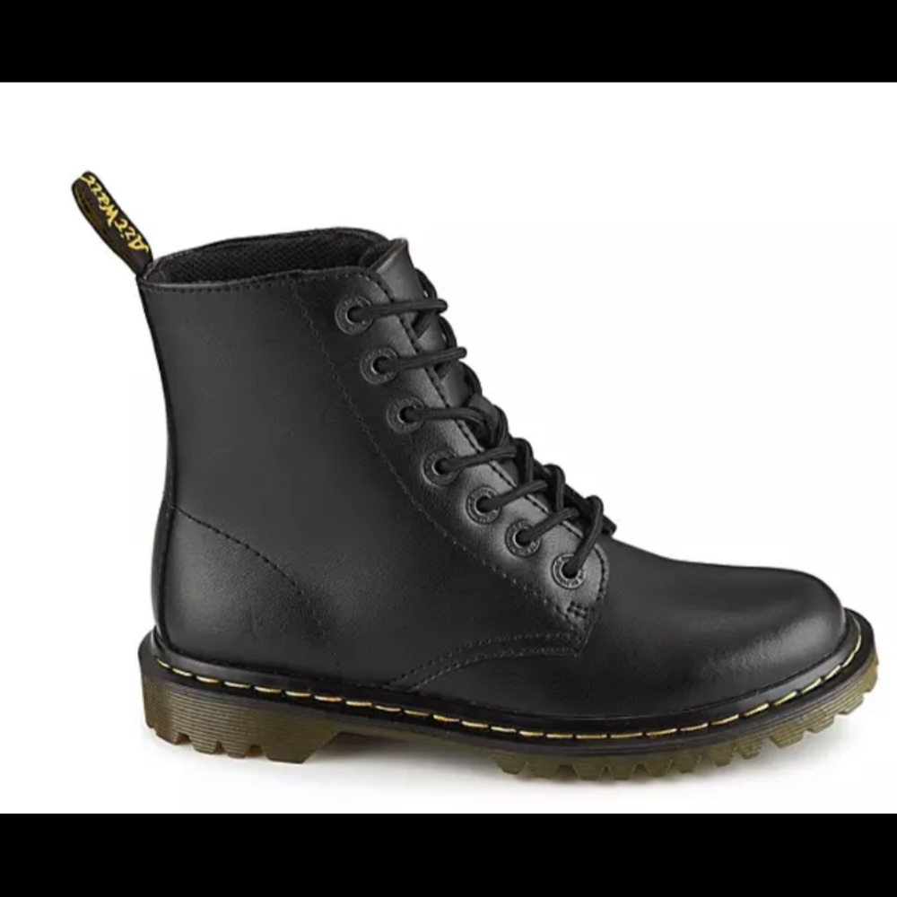 Luana Leather Dr Martens